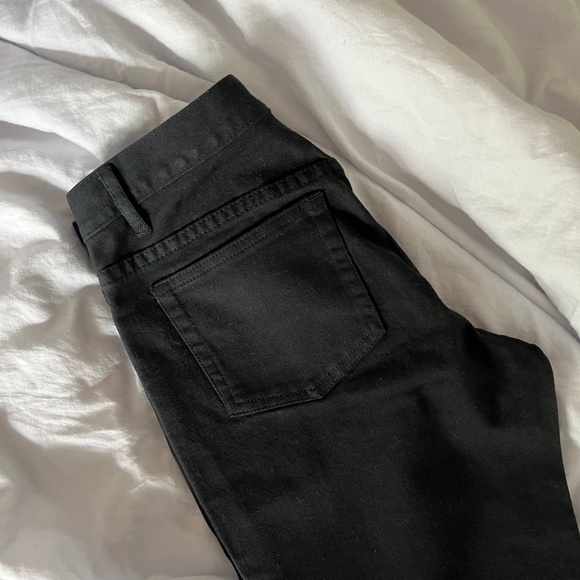 A.P.C. Etroit Court Jean, Low-rise Black Jean - Picture 5 of 5